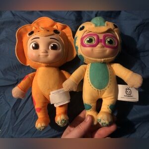 2 CoComelon Dolls